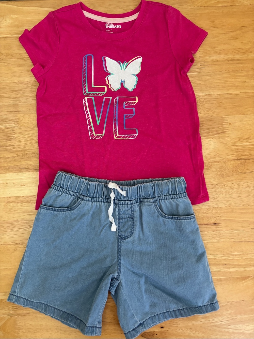 Carter's Bright Pink Tee with Light Blue Chambray Shorts size 6